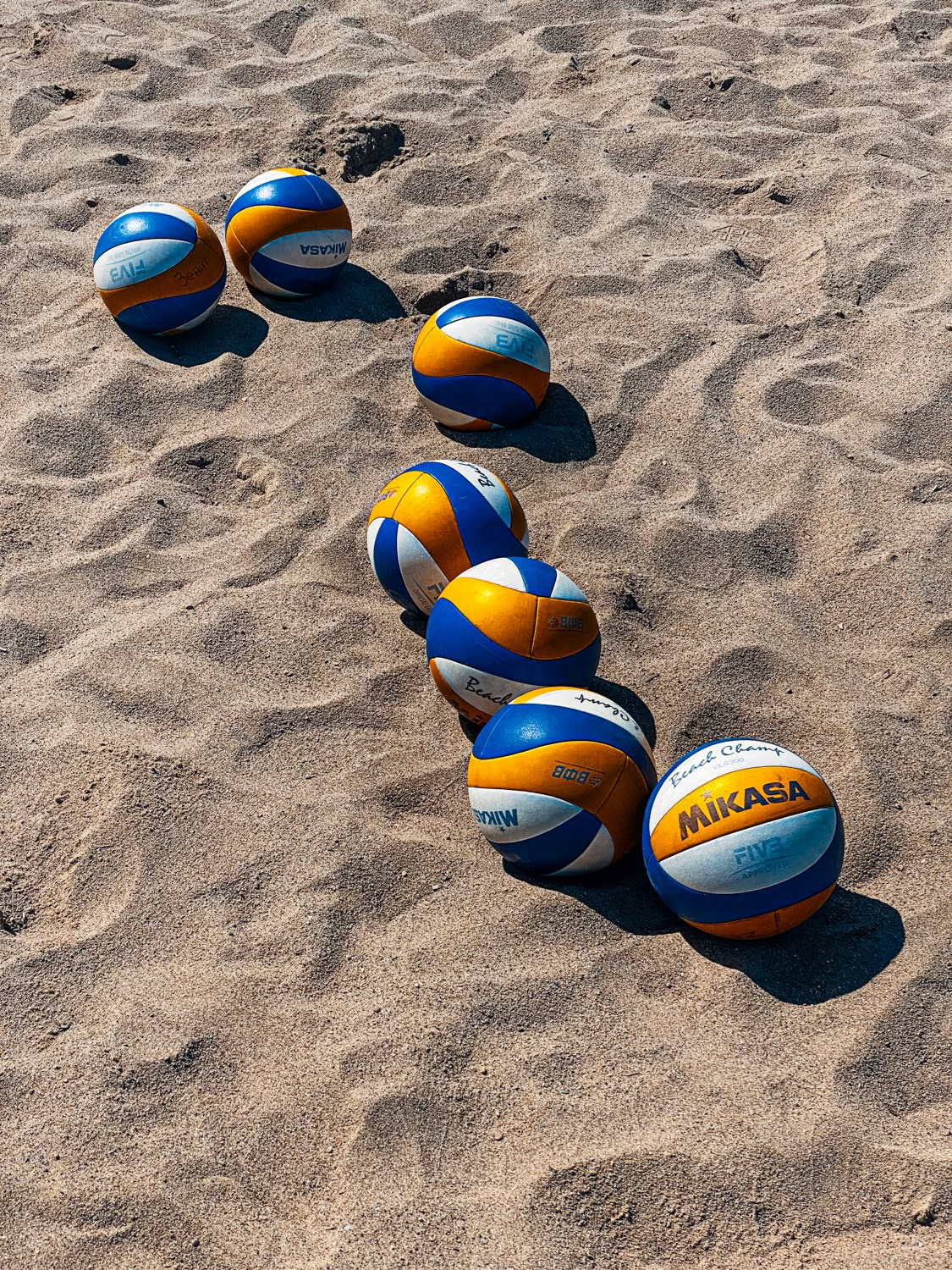 Современная концептуальная фотография о теле, уязвимости и идентичности. Визуальная практика на стиле честности, пост-иронии и искусства.Рекламная фотография, Концептуальная фотография, Современный художник, Психология, Коммерческий фотограф, Репортажный фотограф, Стрит фотография, Арт, Сюрреализм, Мобильная фотография, Снято на айфон, Дима Бурза