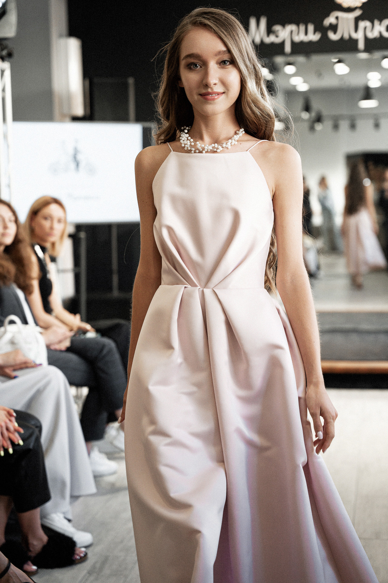 МЭРИ ТРЮФЕЛЬ. Открытие салона свадебных и вечерних платьев. Саша Потапкин Фотограф. Сочи, Екатеринбург, Москва