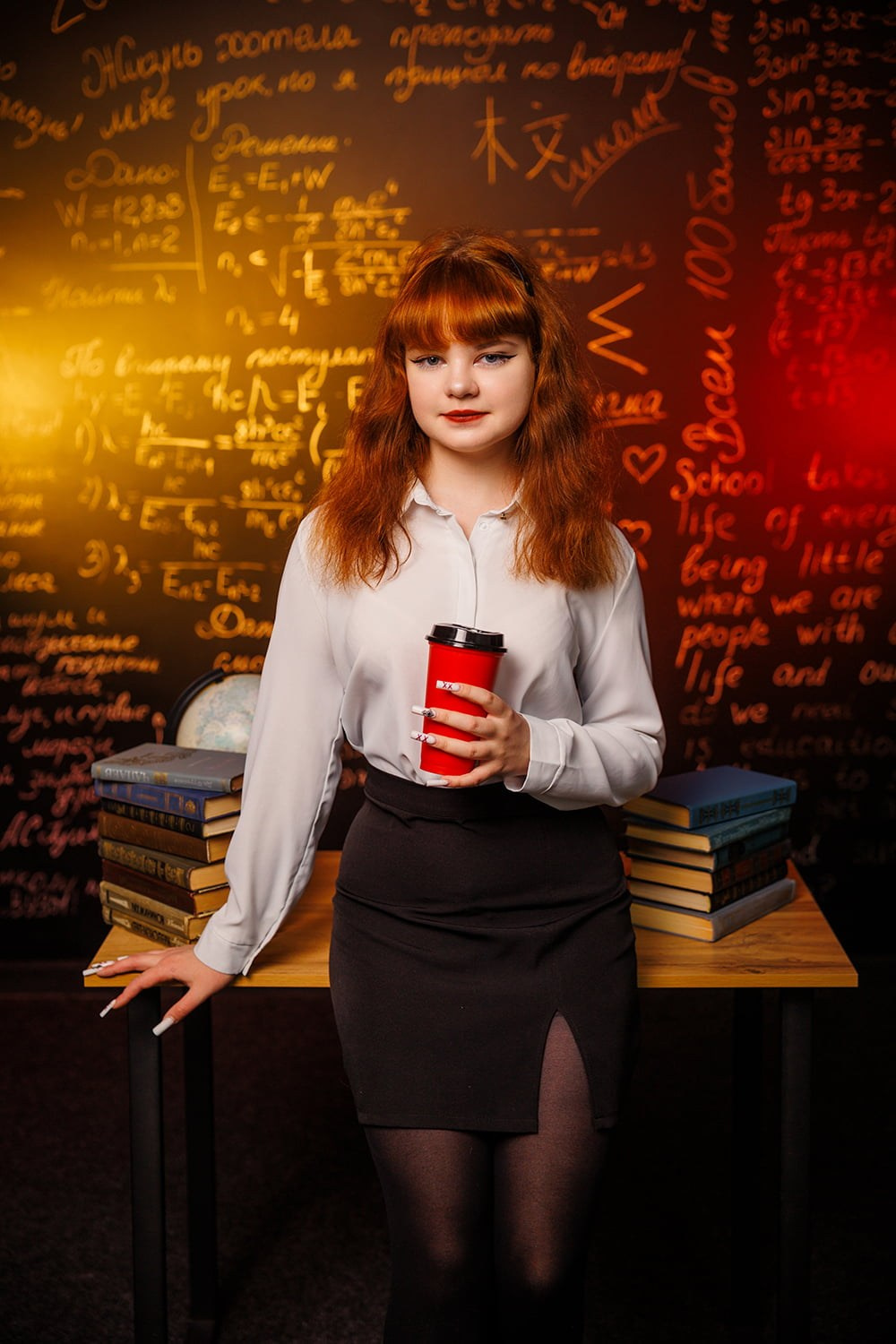 Яркая фотосессия для выпускного альбома 9 класса: идеи и примеры. СИГМА | Студия выпускных альбомов Красноярск