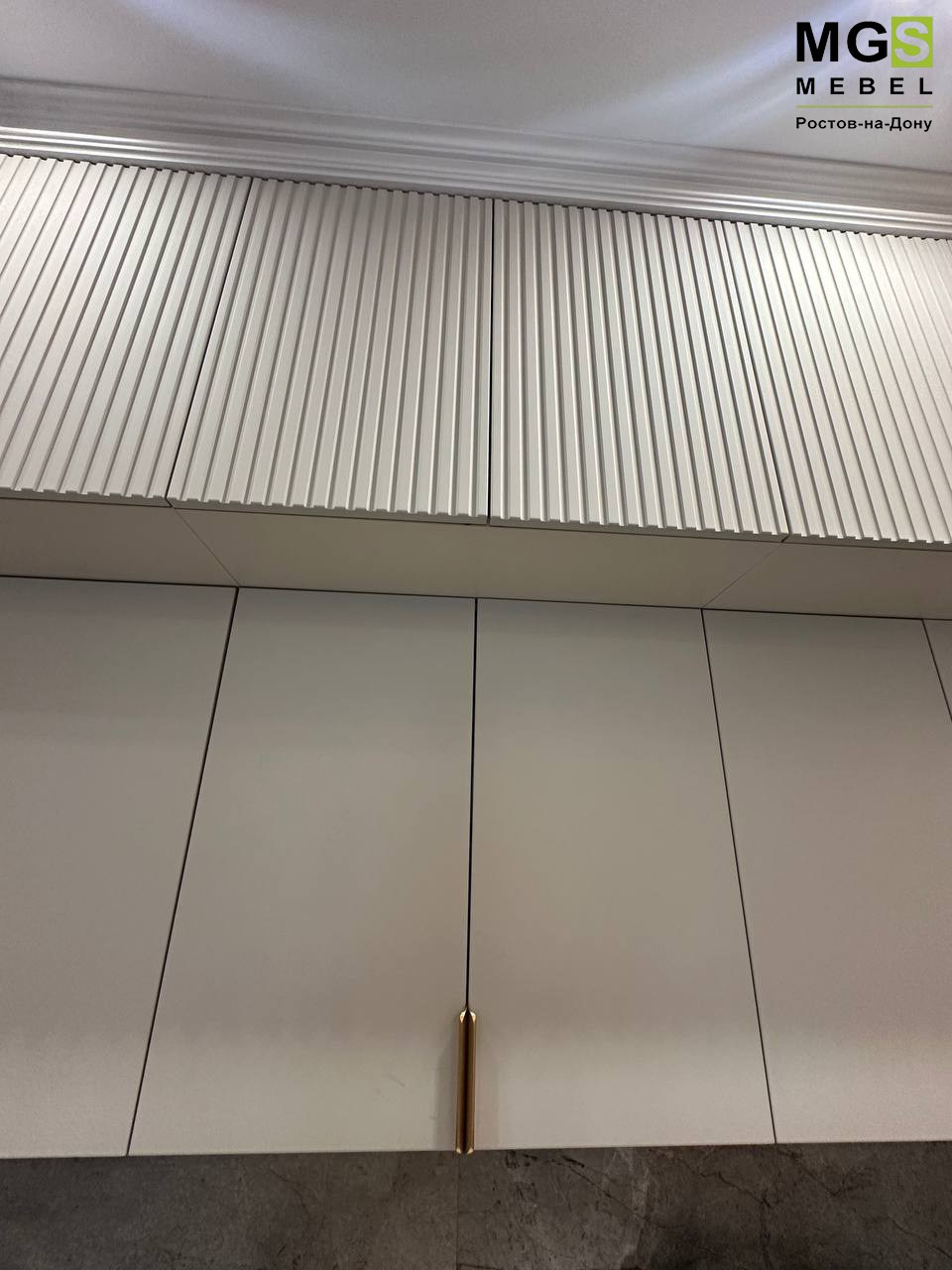 Белые кухонные фасады МГС мебель