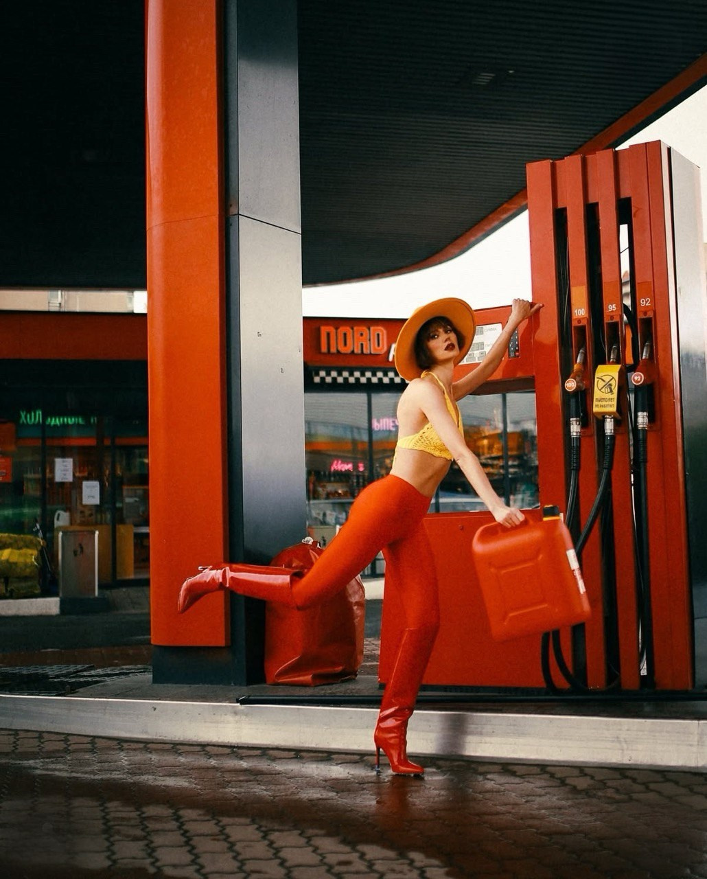 Refill Station. Персональный стилист Анастасия Фомина