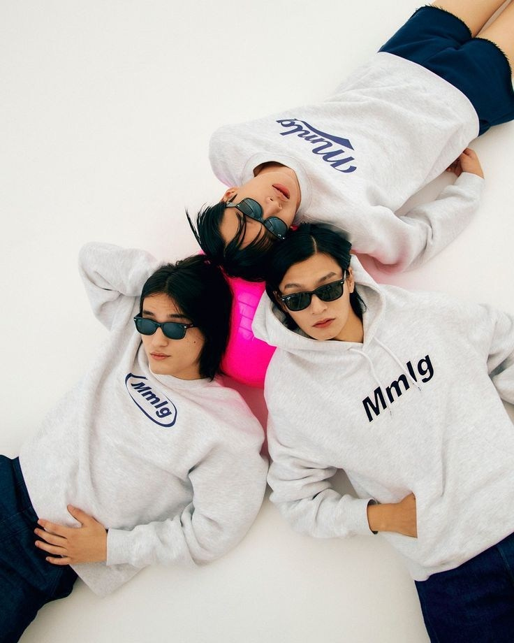 Рефы для групповых фото в студии