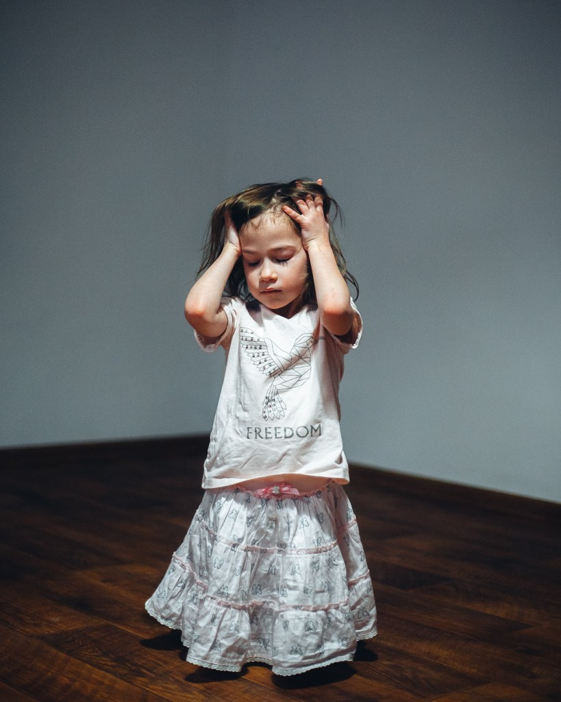 Дочка в студии. Фотограф Денис Денисов