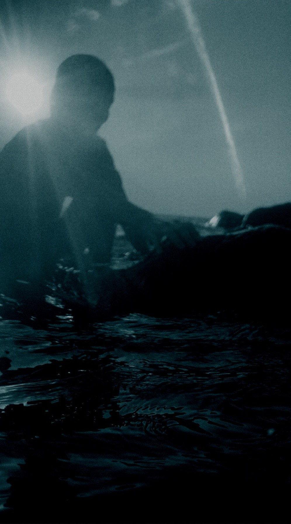 Lost-self in paradise. Carolinetru