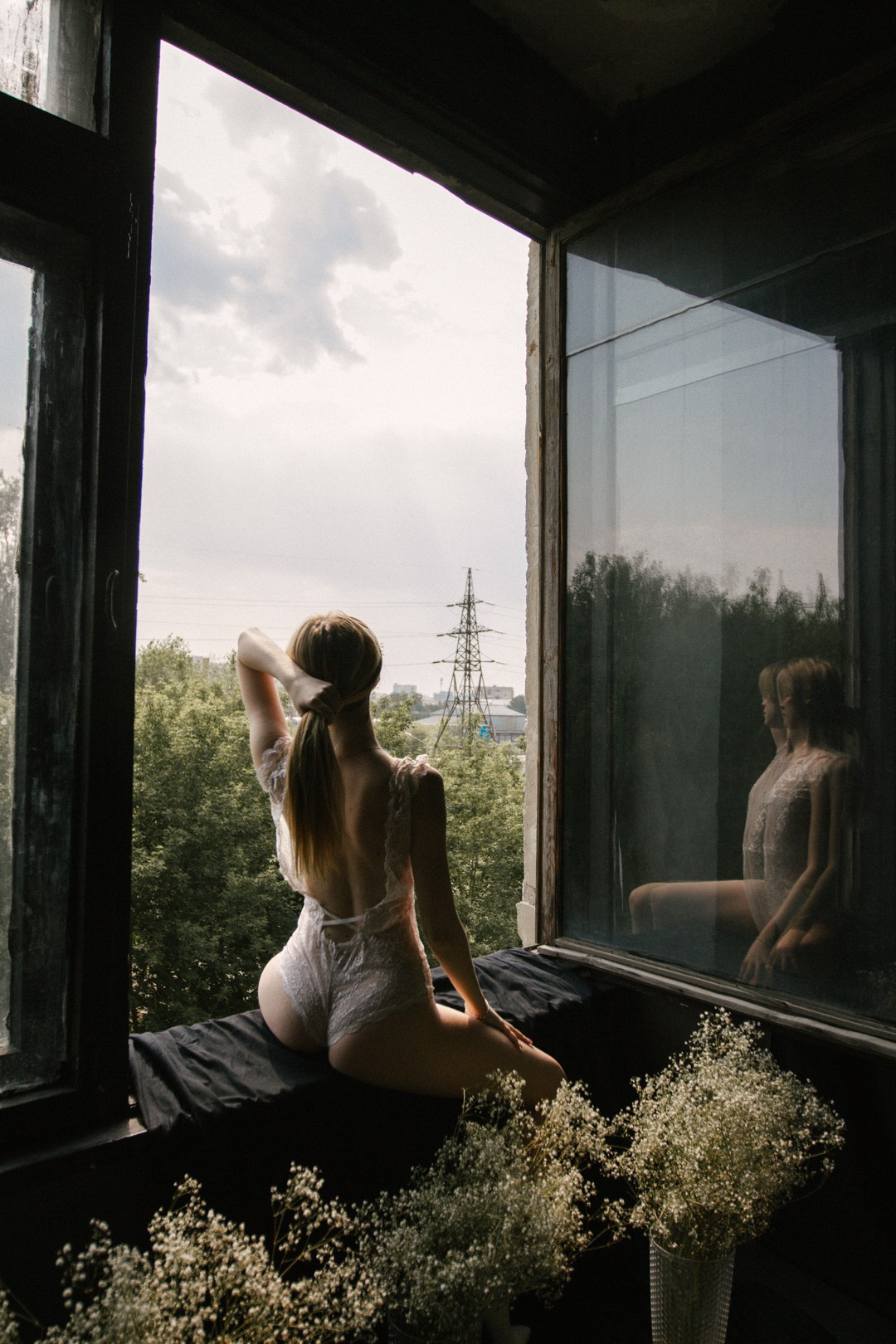 Крис в цветах. Фотограф Настя Булочка Екатеринубрг