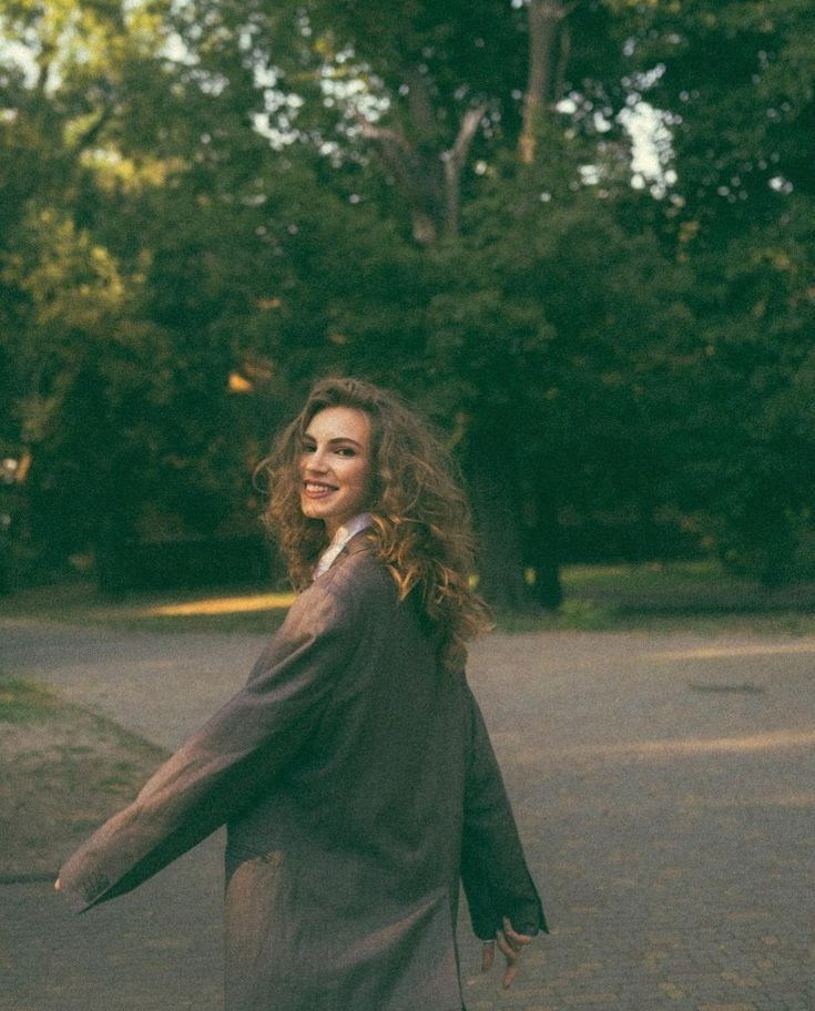 Референсы для прогулочной съемки, девушка