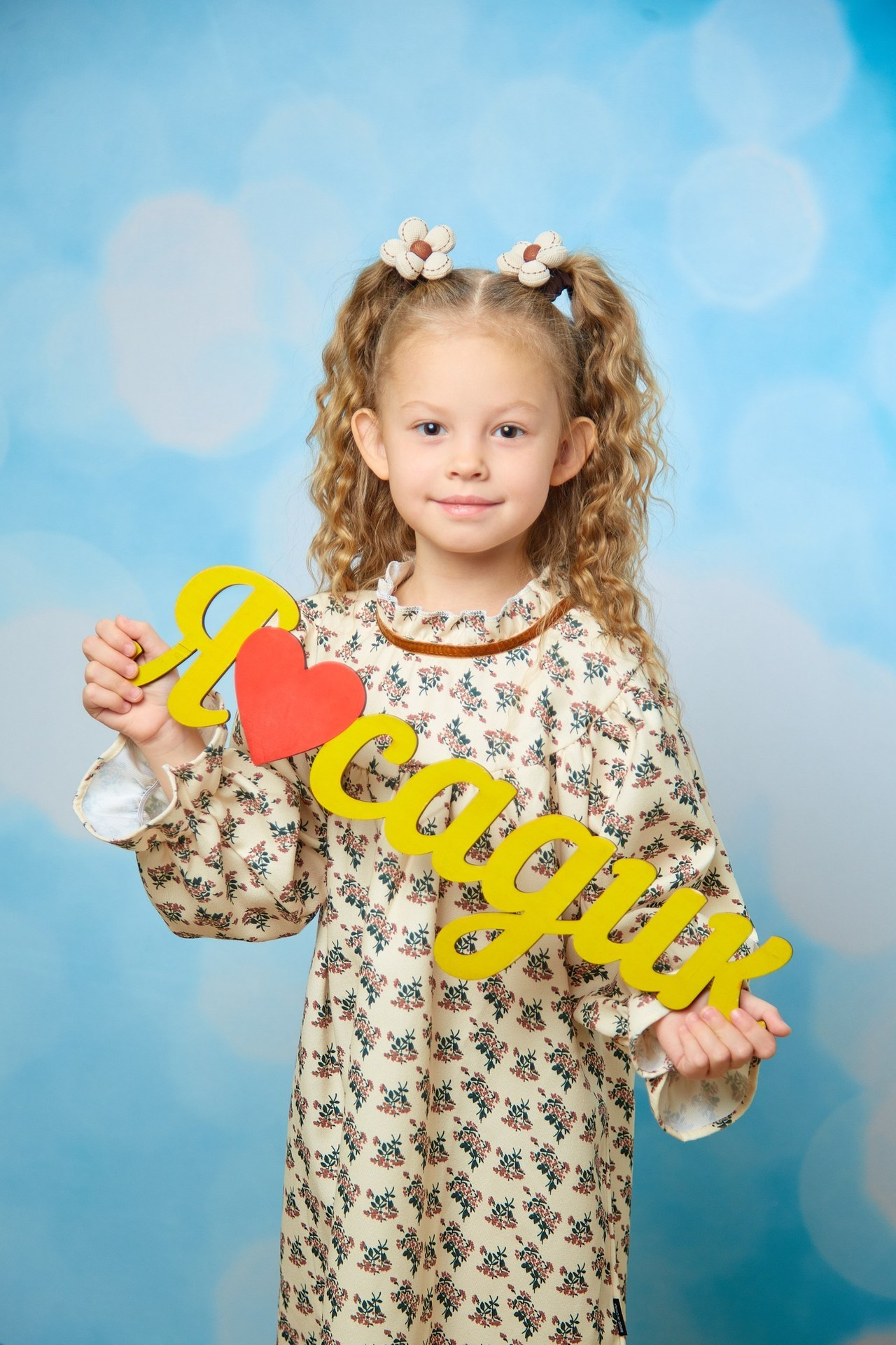 Отзывы о работе фотографа для школы и детского сада в Новосибирске. Выпускной альбом Новосибирск