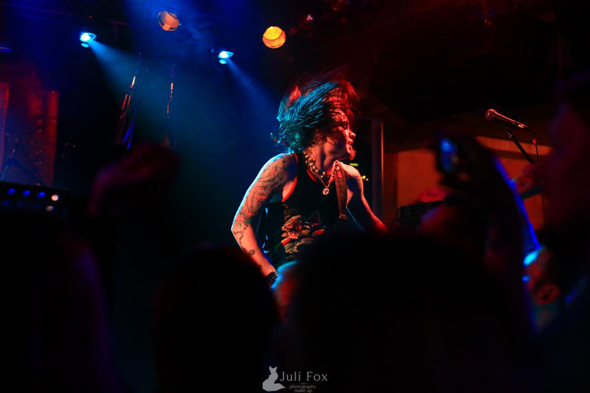 Репортажная фотосъемка во Владивостоке. Портретный, свадебный, репортажный фотограф во Владивостоке Юлиана Джули Фокс