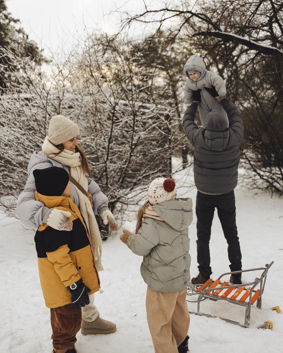 Семейная Зимой на улице. Свадебный фотограф в Петропавловске-Камчатском Артур Зябов