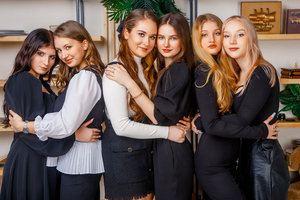 выпускные альбомы Йошкар-Ола, выпускные фотокниги Йошкар-Ола, видеосъемка выпускных Йошкар-Ола, выпускной Йошкар-Ола, оператор на выпускной Йошкар-ола, видеограф Йошкар-Ола, фотограф Йошкар-Ола, видеосъемка детских утренников Йошкар-Ола, фотосъемка детских утренников Йошкар-Ола, альбомы Йошкар-Ола, выпускные папки Йошкар-Ола, простые выпускные альбомы Йошкар-Ола, дешевые выпускные альбомы Йошкар-Ола, недорогие выпускные альбомы Йошкар-Ола