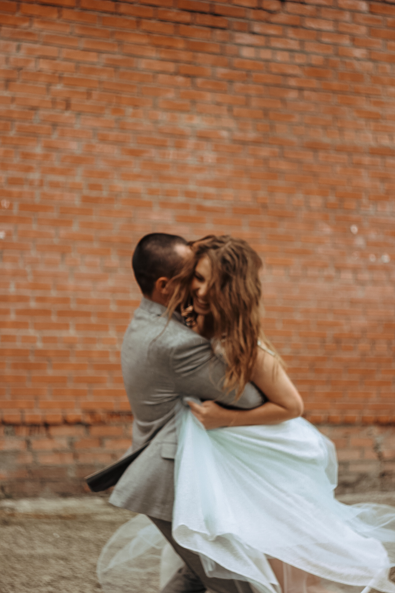 Свадебная фотосессия красивой пары в Новосибирске недорого. Семейный фотодуэт Ирина и Николай Власьевы. Фотосессии в Новосибирске