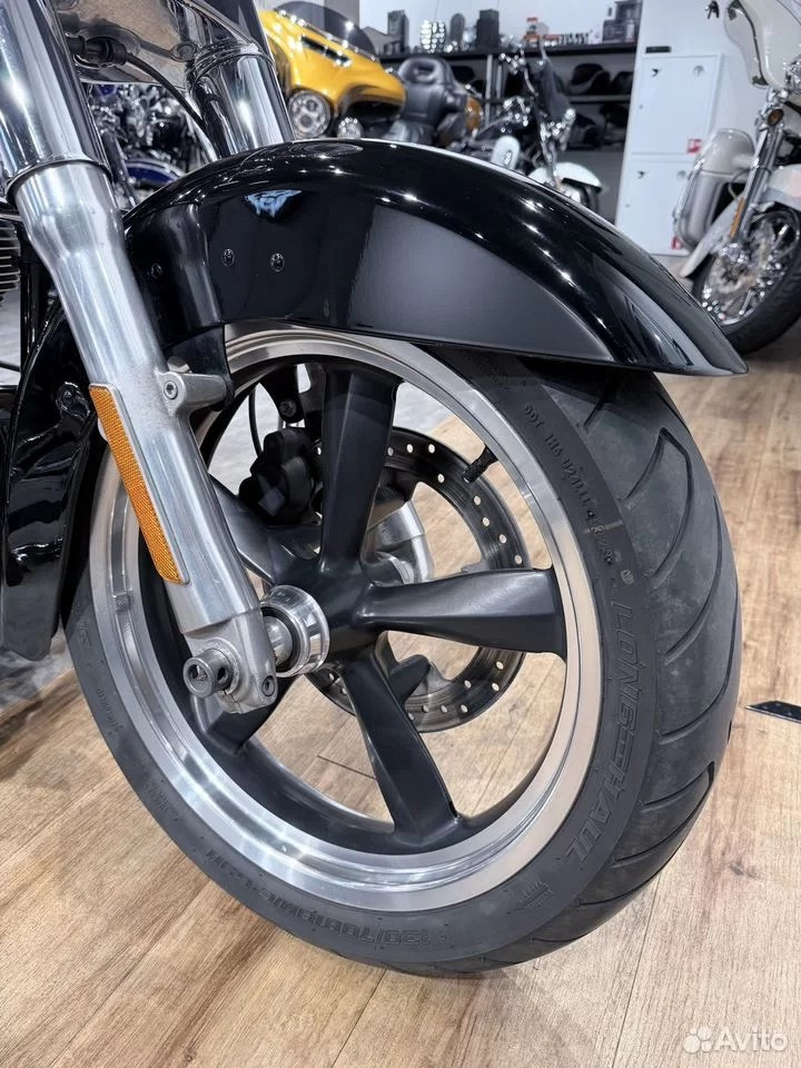 Купить Harley-Davidson 2012 HD Dyna Switchback (Vivid Black) (Softail/Dyna) — подробнее на сайте. Hello Davidson, Москва. Только хорошие мотоциклы…