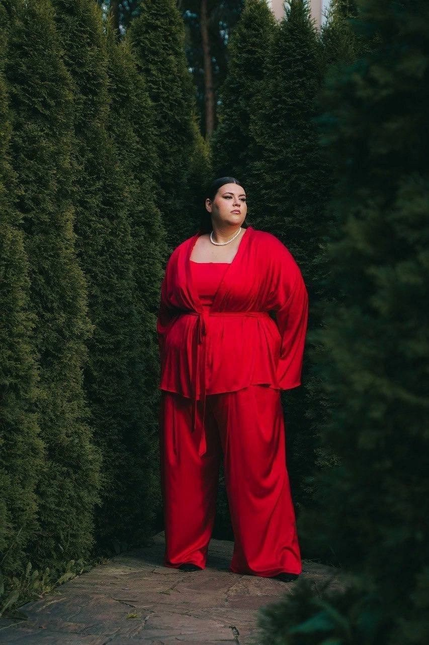 Модельная предметная съемка для размещения в онлайн-каталоге.