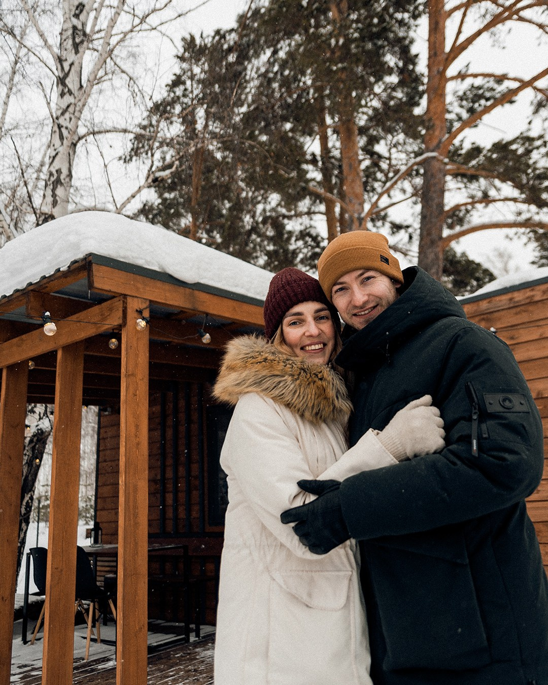 Новогодний домик в лесу 1. Фотограф в Екатеринбурге Артём Зайнетдинов