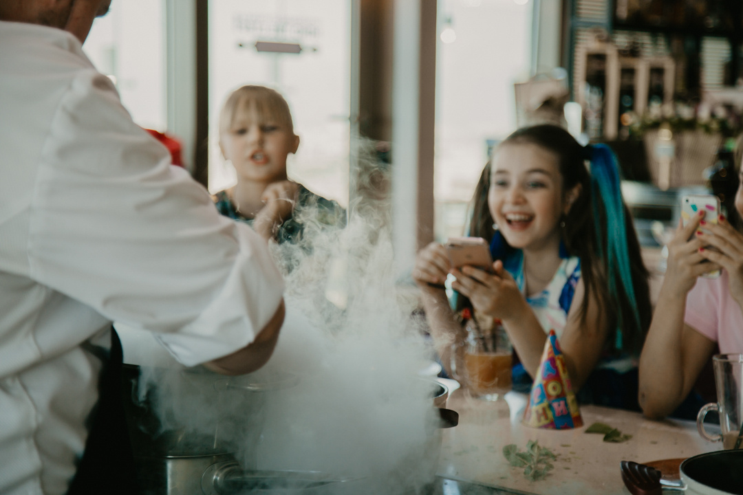 Фотограф на детский праздник москва, фотограф на детский день рождения. Свадебный фотограф Москва. Семейный фотограф. Предметная съемка, съемка одежды
