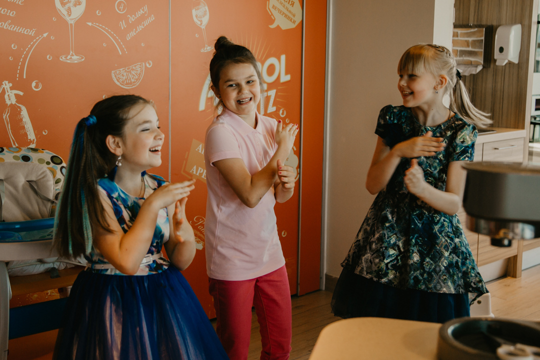 Фотограф на детский праздник москва, фотограф на детский день рождения. Свадебный фотограф Москва. Семейный фотограф. Предметная съемка, съемка одежды