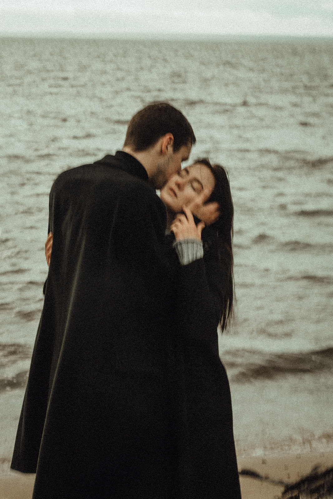 Дождь и солнце (Юля + Илья). Лайфстайл фотограф в Чебоксарах и Санкт-Петербурге Тоня Бекнёва