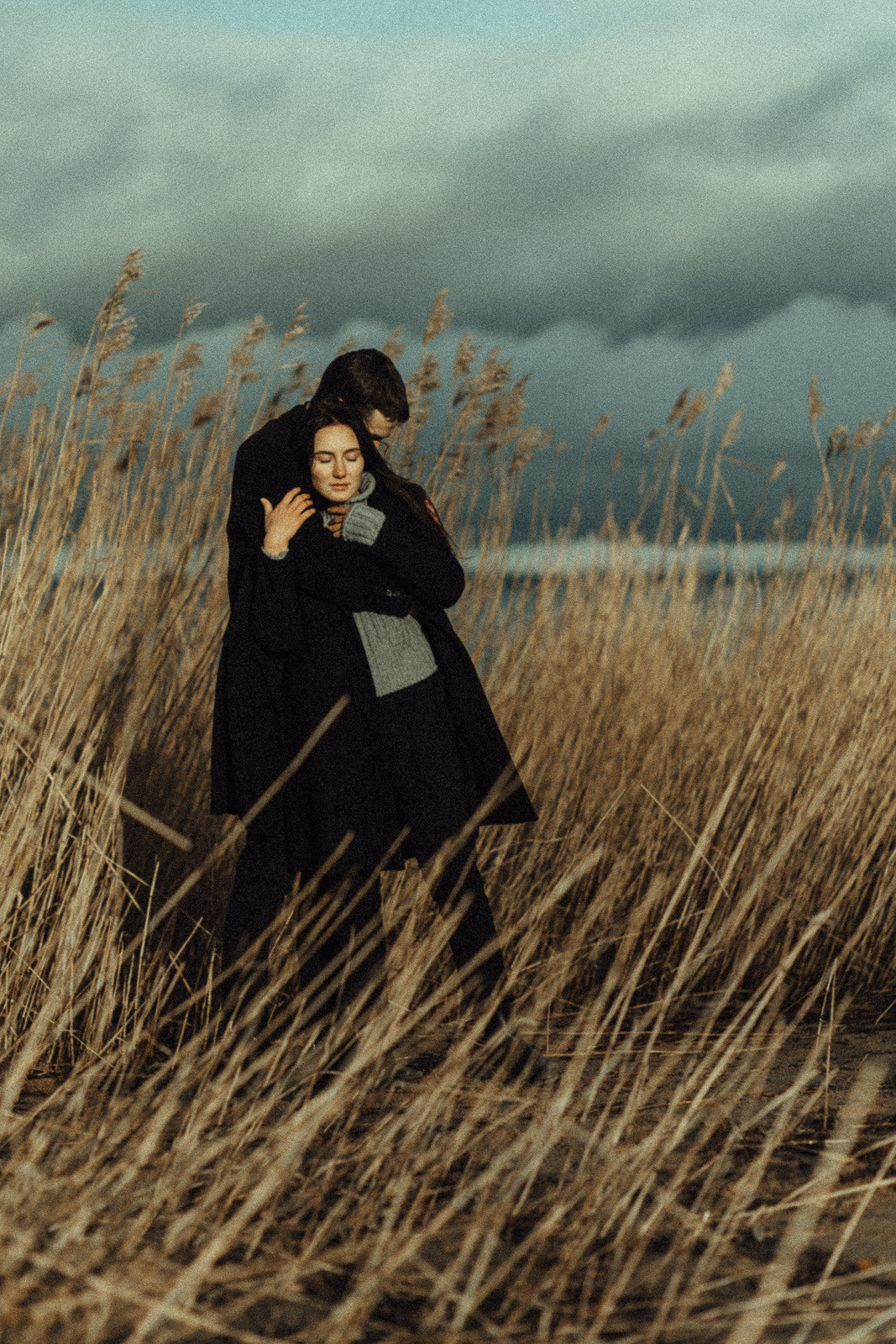 Дождь и солнце (Юля + Илья). Лайфстайл фотограф в Чебоксарах и Санкт-Петербурге Тоня Бекнёва