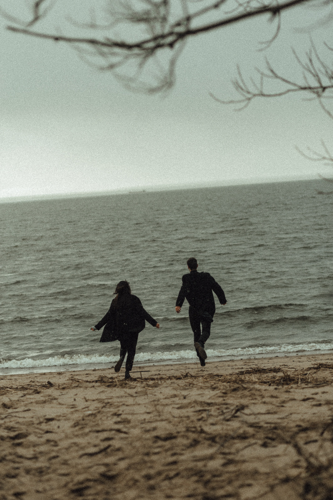 Дождь и солнце (Юля + Илья). Лайфстайл фотограф в Чебоксарах и Санкт-Петербурге Тоня Бекнёва