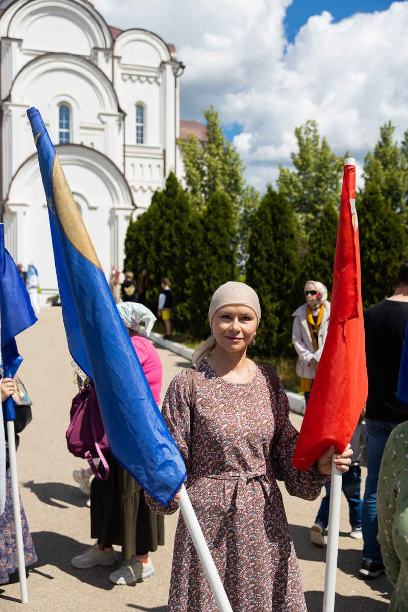 Архиерейское Богослужение в Неделю 4-ю по Пятидесятнице. Саратовское Северо-Западное благочиние