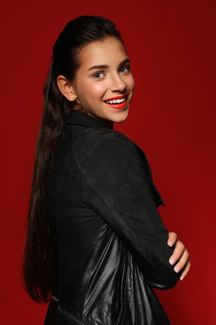 Бурнусуз Мария 13 ЛЕТ 169 СМ. Детское модельное агентство Musthave agency. База профессиональных моделей