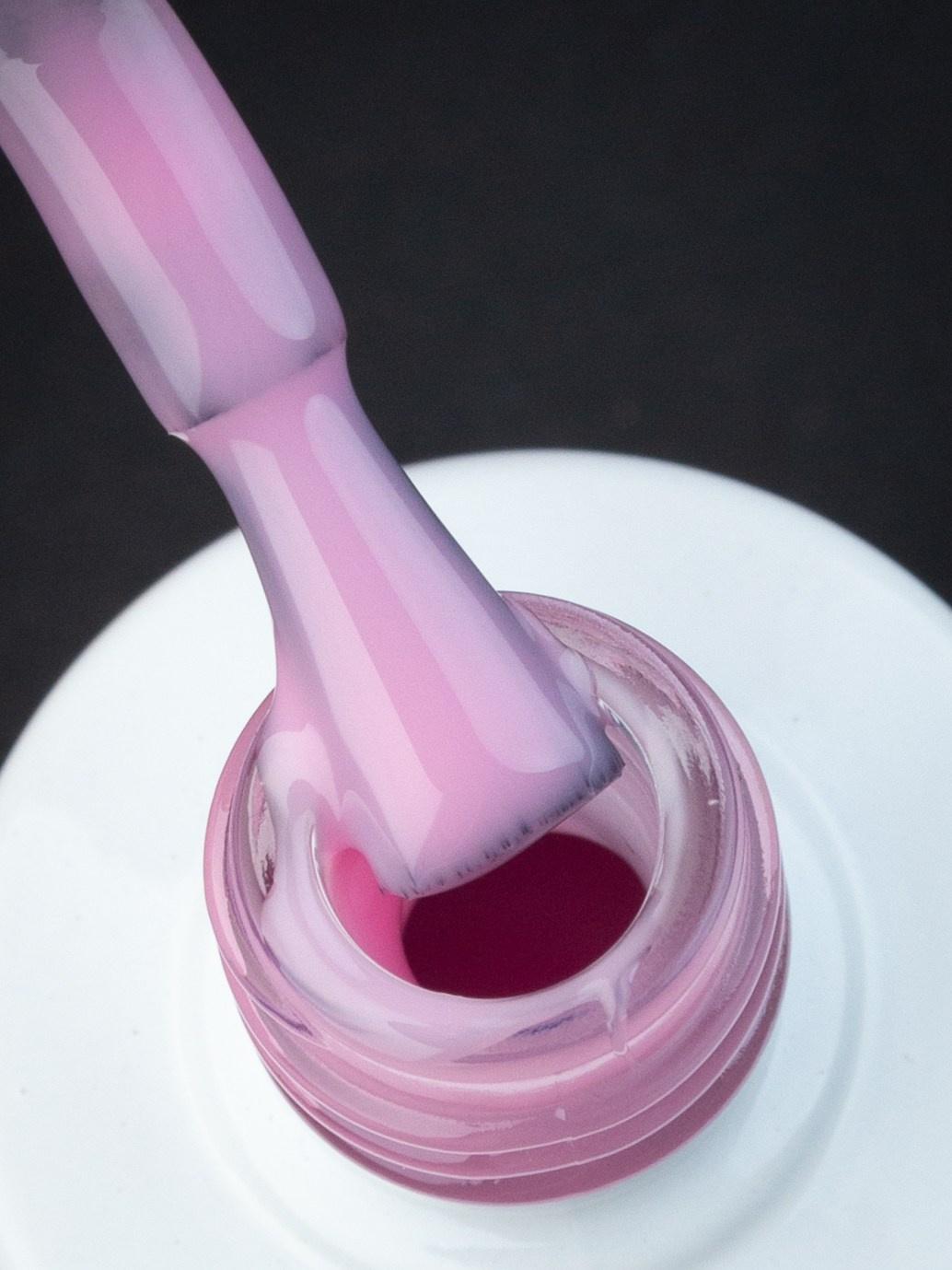 Kira на чёрном. Александр Стряпунин — предметный фотограф в Улан-Удэ