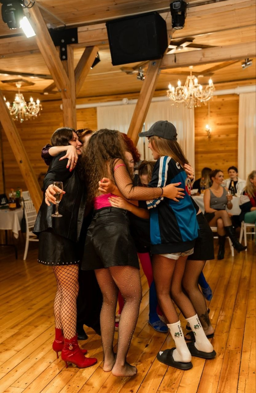 Ведущий мероприятий Илья Копа