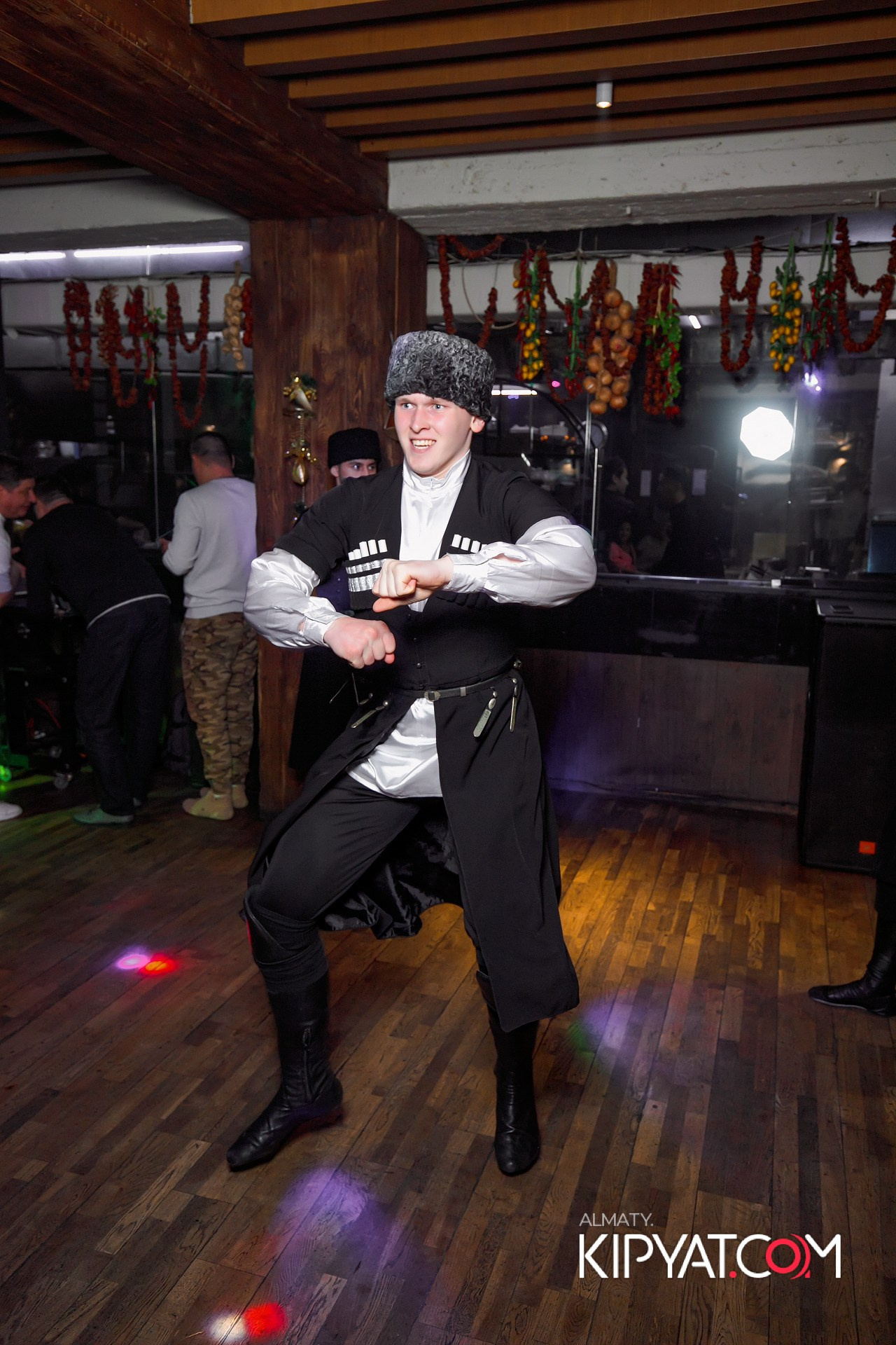 ВАХТАНГУРИ. КИПЯТКОМ АЛМАТЫ!