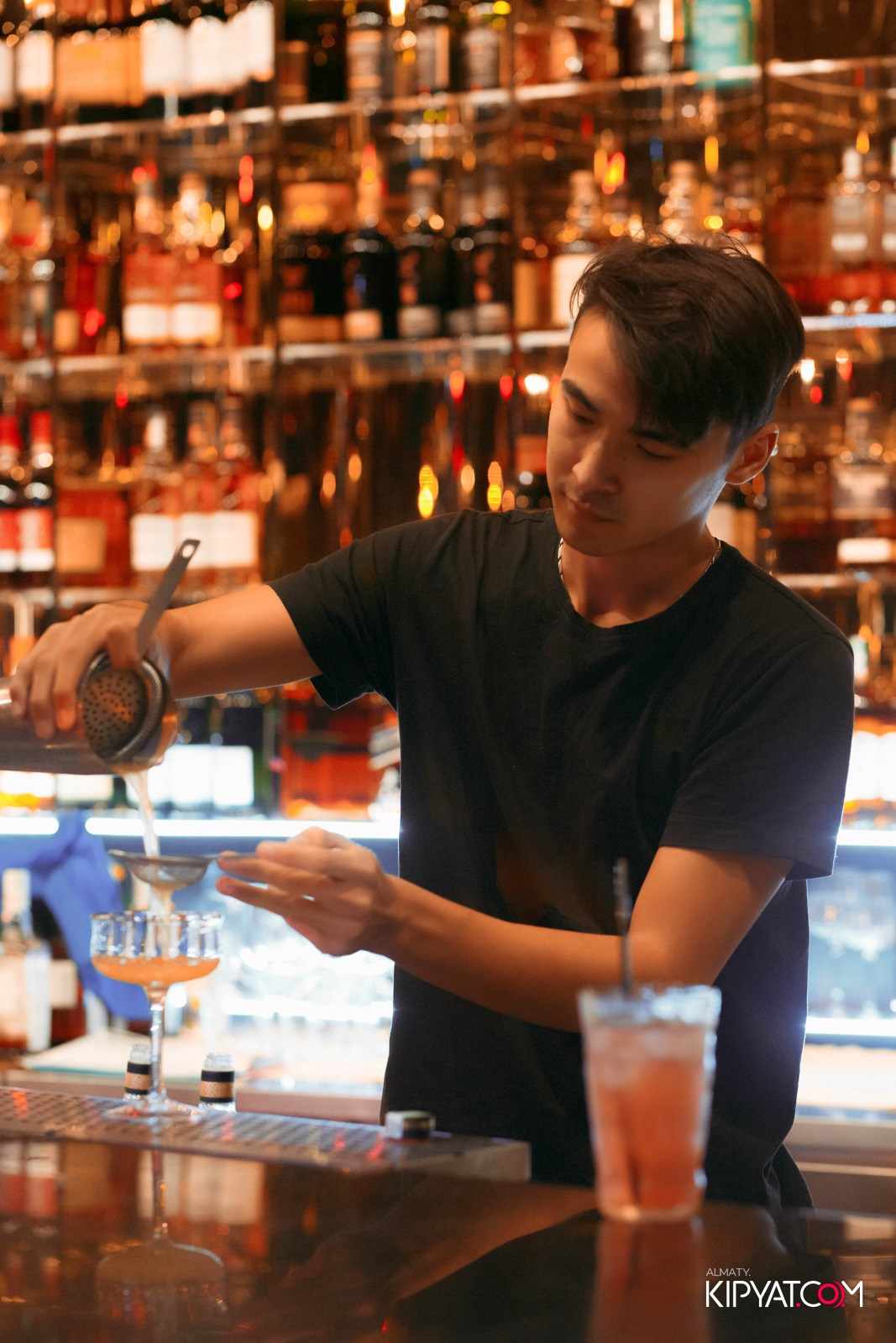 MOOD KARAOKE & TERRACE. КИПЯТКОМ АЛМАТЫ!