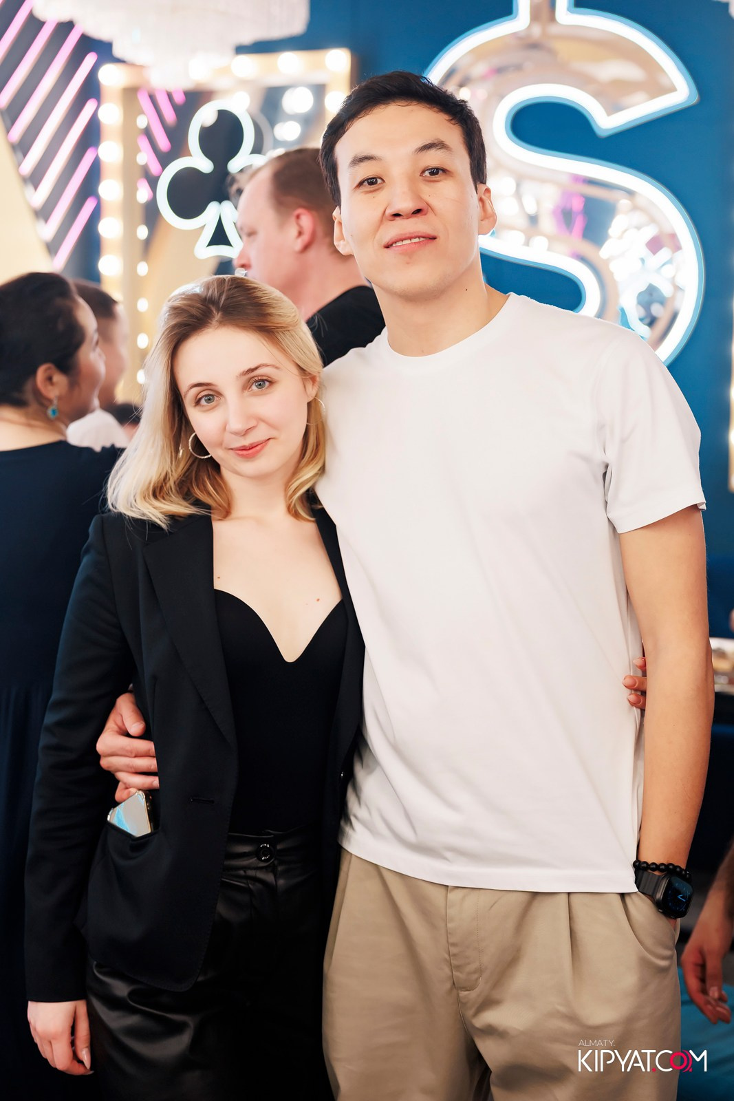 ЗАЯ, НА БИС. КИПЯТКОМ АЛМАТЫ! Фотосъемка мероприятий в Алматы