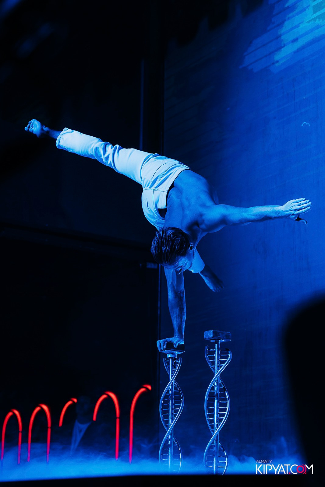 QUEEN. КИПЯТКОМ АЛМАТЫ!