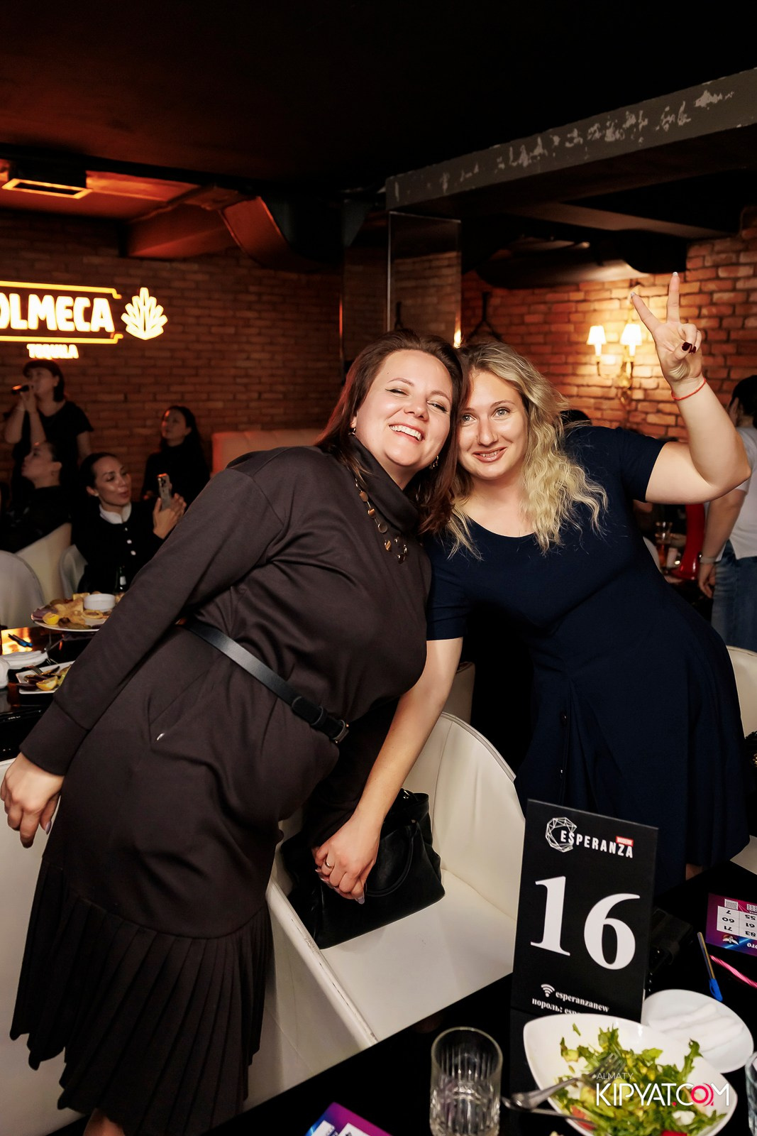 МУЗЫКАЛЬНОЕ ЛОТО В HIT RETRO. КИПЯТКОМ АЛМАТЫ!