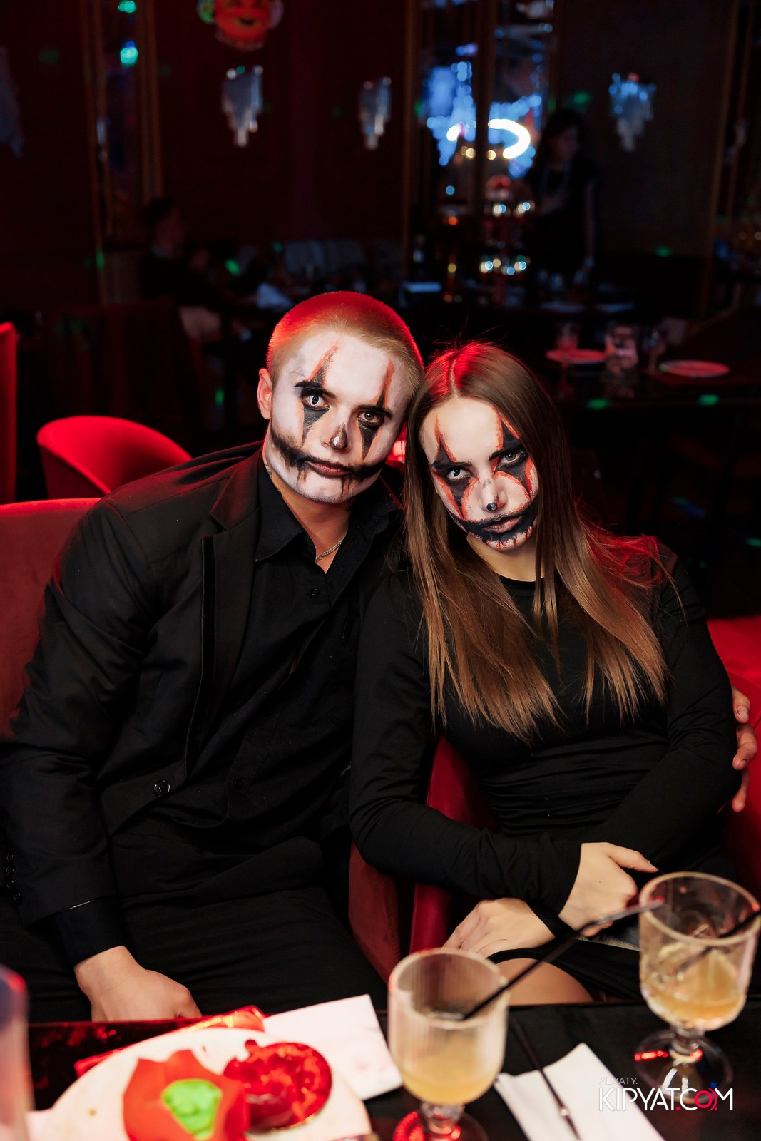 ЗАЯ, НА БИС. КИПЯТКОМ АЛМАТЫ!