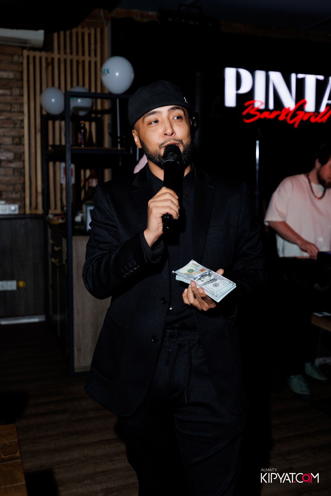 ПИНТА НА АУЭЗОВА. КИПЯТКОМ АЛМАТЫ!