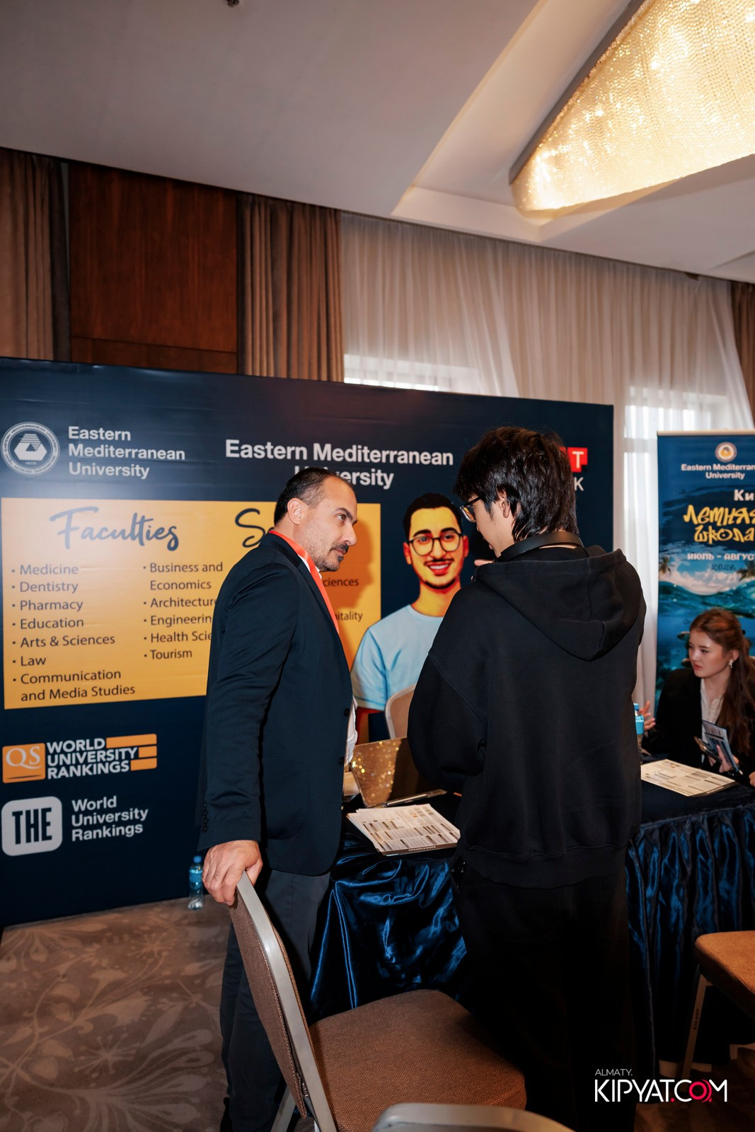 ВЫСТАВКА ТУРЕЦКИХ УНИВЕРСИТЕТОВ. КИПЯТКОМ АЛМАТЫ! Фотосъемка мероприятий в Алматы