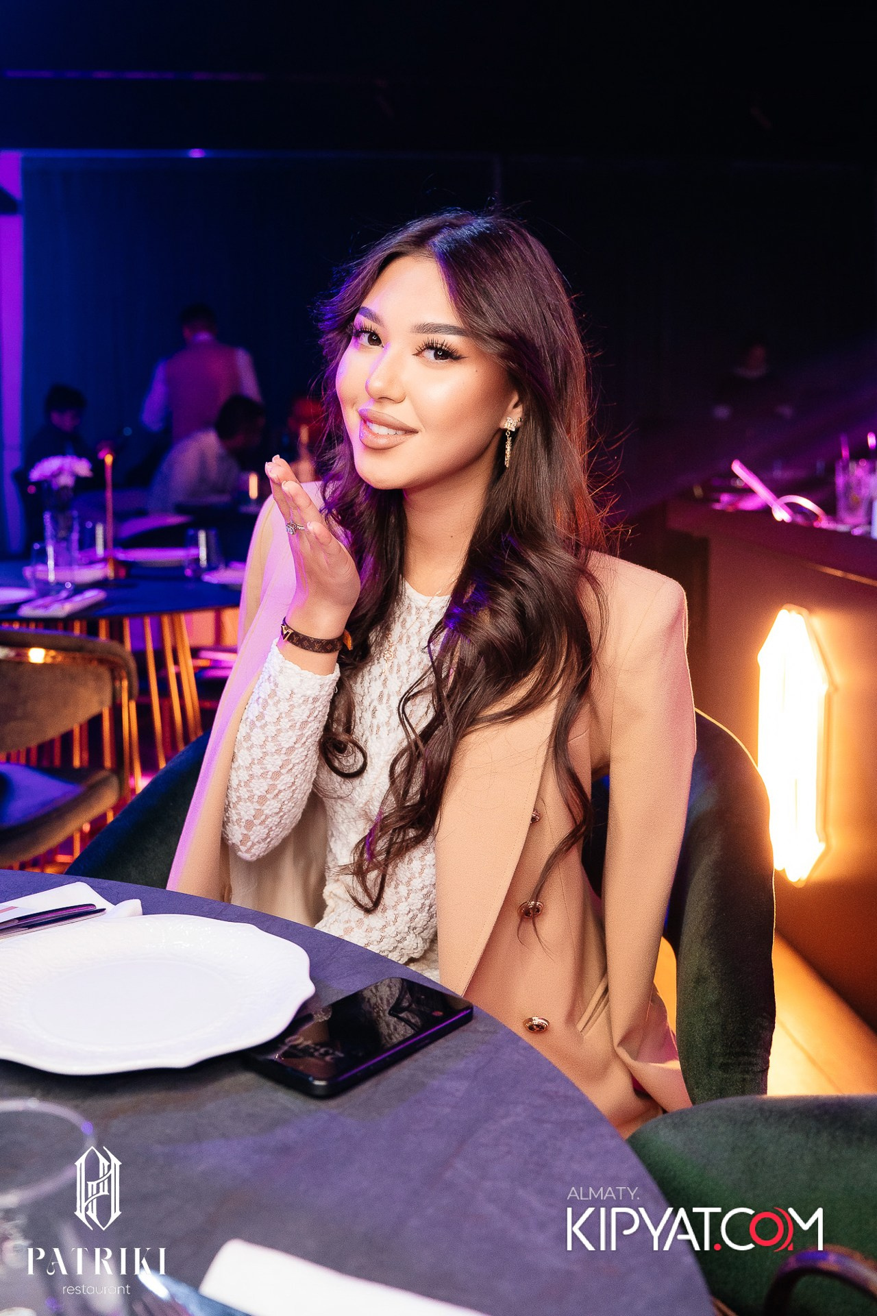 PATRIKI RESTAURANT. КИПЯТКОМ АЛМАТЫ!