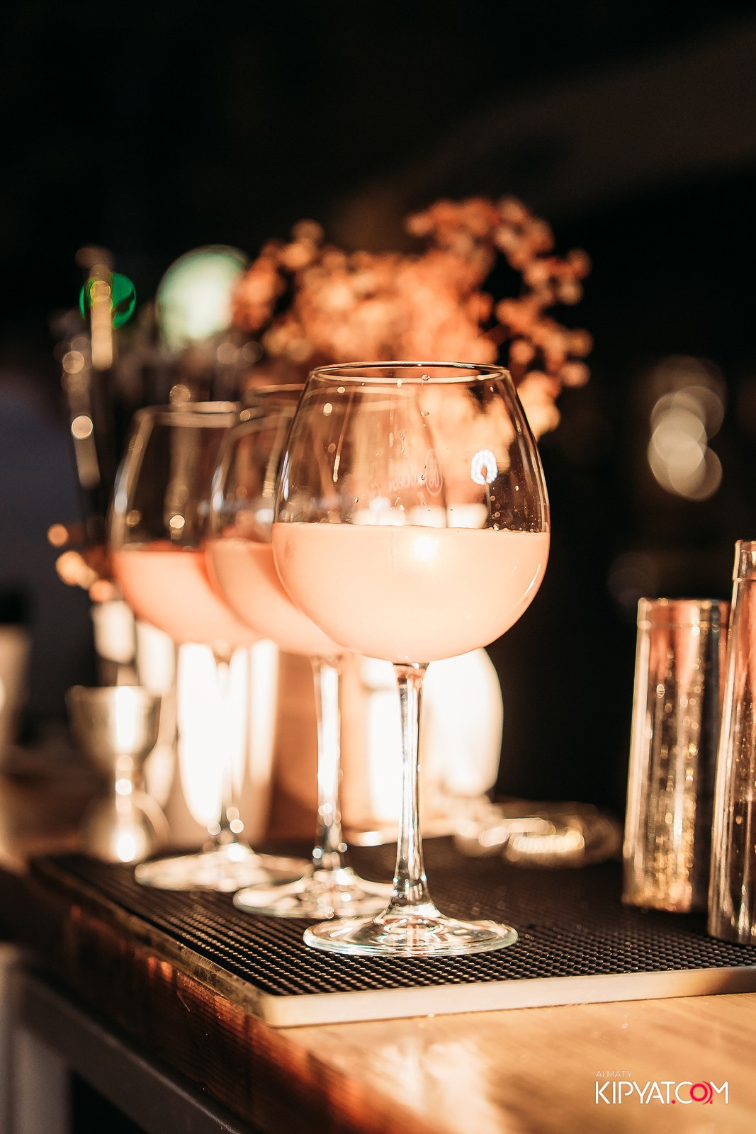 ДЕНЬ РОЖДЕНИЯ CAFE MAIN — 1 ГОД. КИПЯТКОМ АЛМАТЫ!