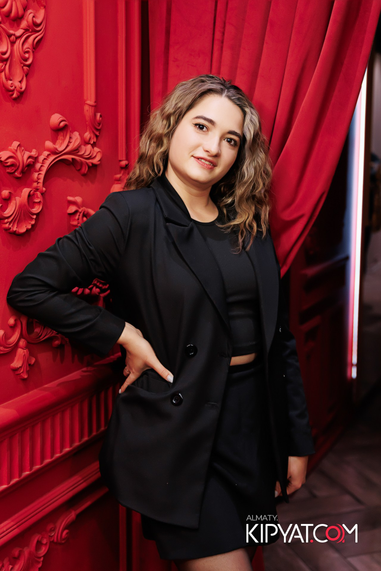 ЗАЯ, НА БИС. КИПЯТКОМ АЛМАТЫ!