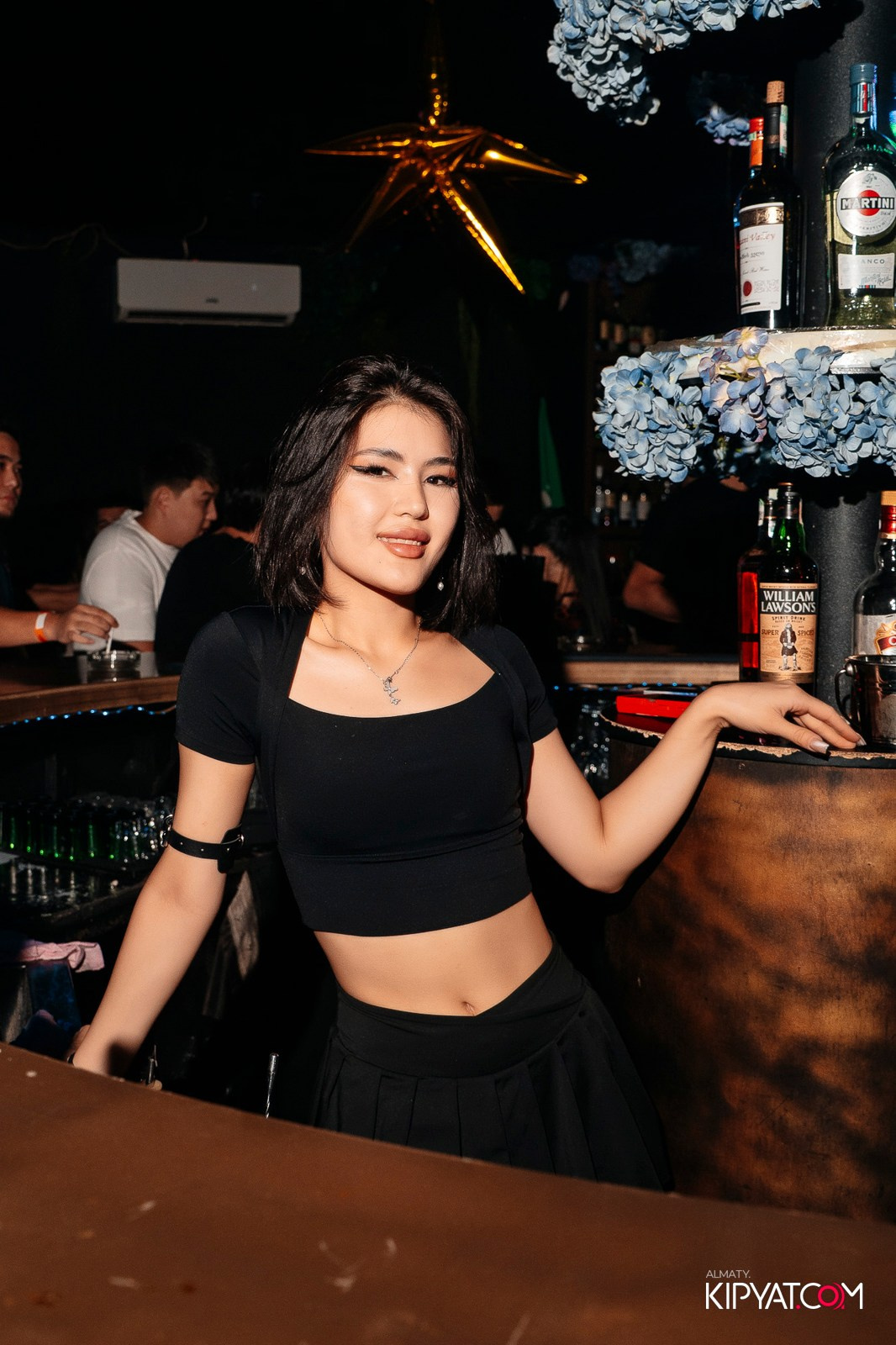 UYAT EMES BAR. КИПЯТКОМ АЛМАТЫ!