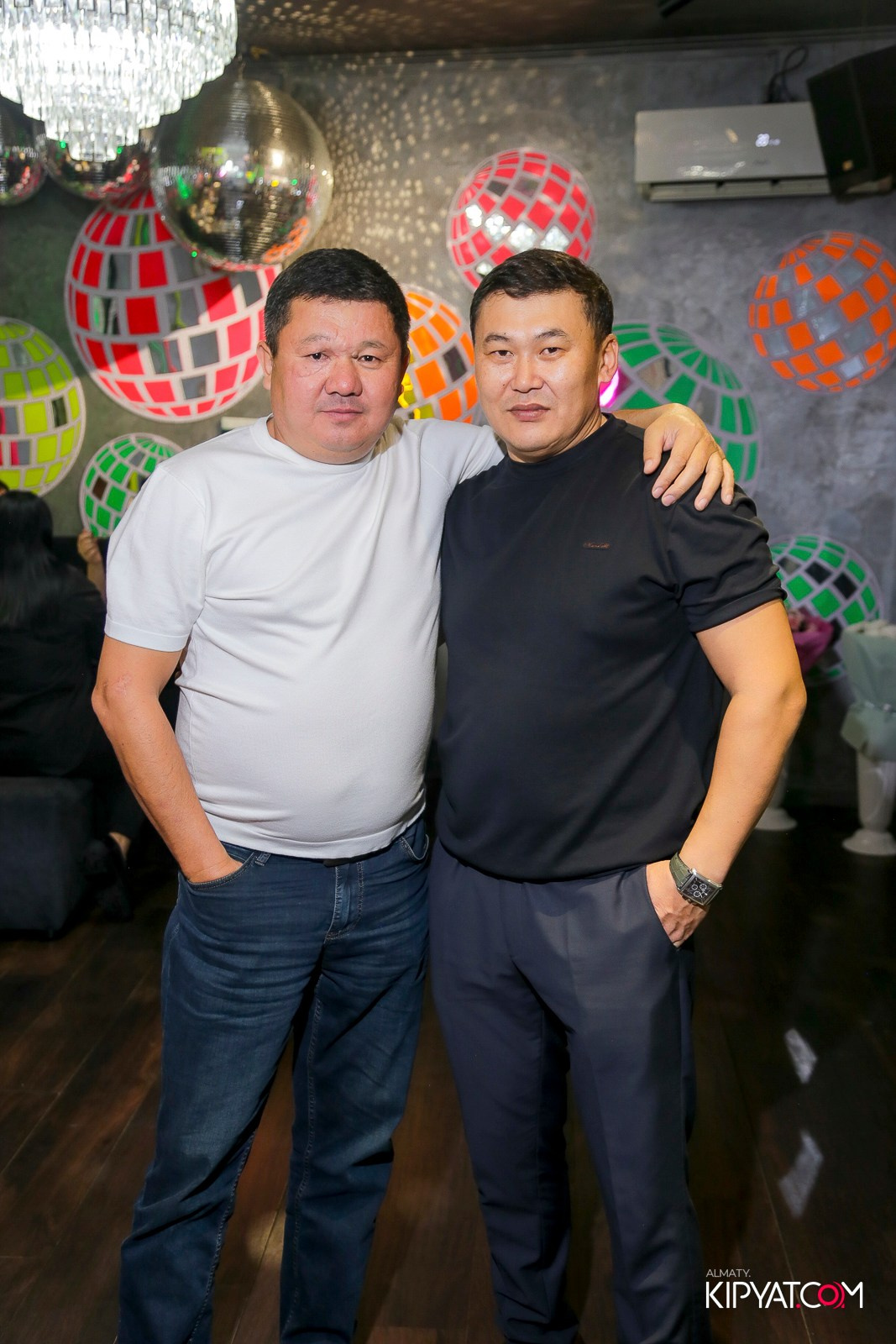 УХО И МЕДВЕДЬ НА САИНА. КИПЯТКОМ АЛМАТЫ!