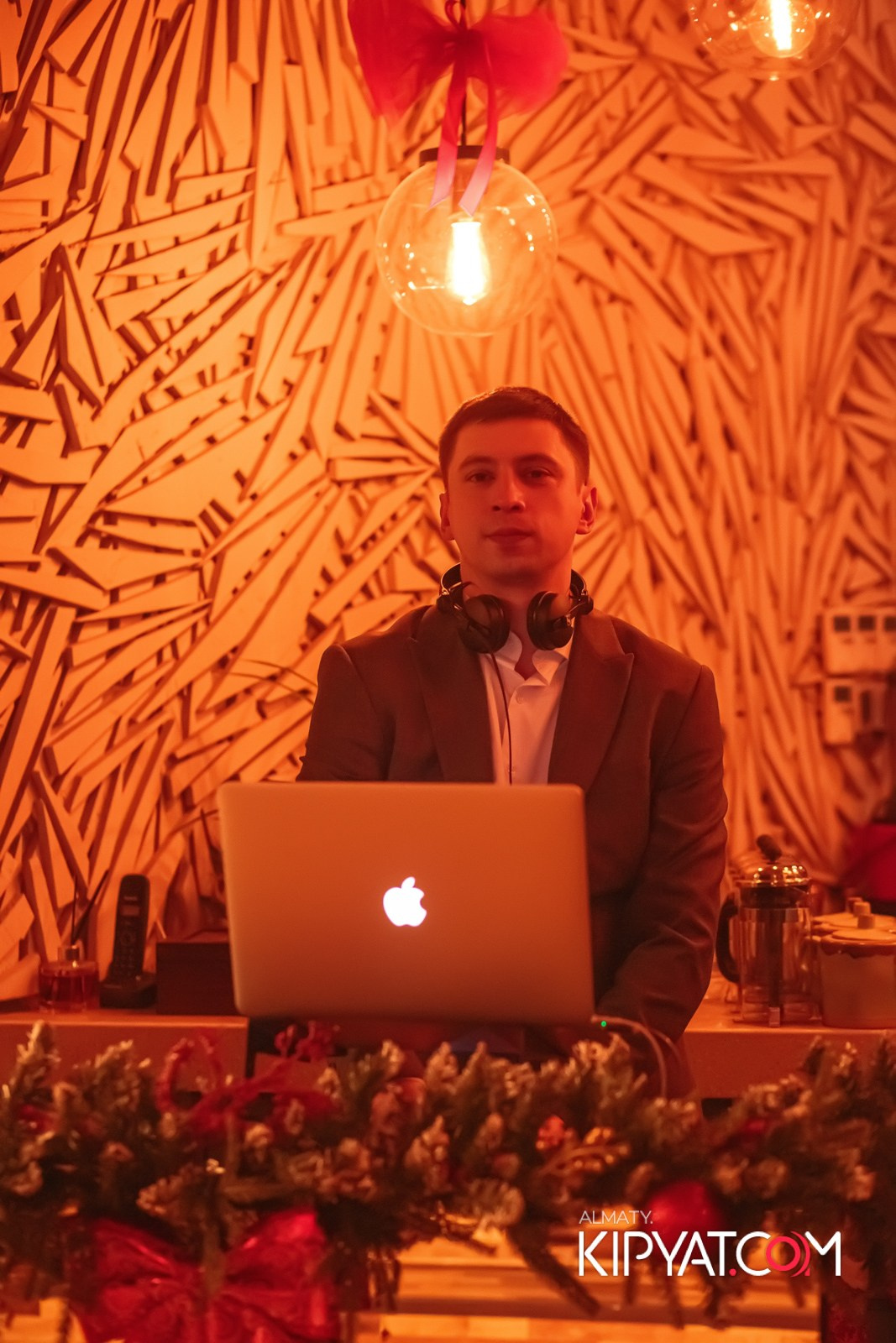 РЕСТОРАН BARFLY. КИПЯТКОМ АЛМАТЫ!