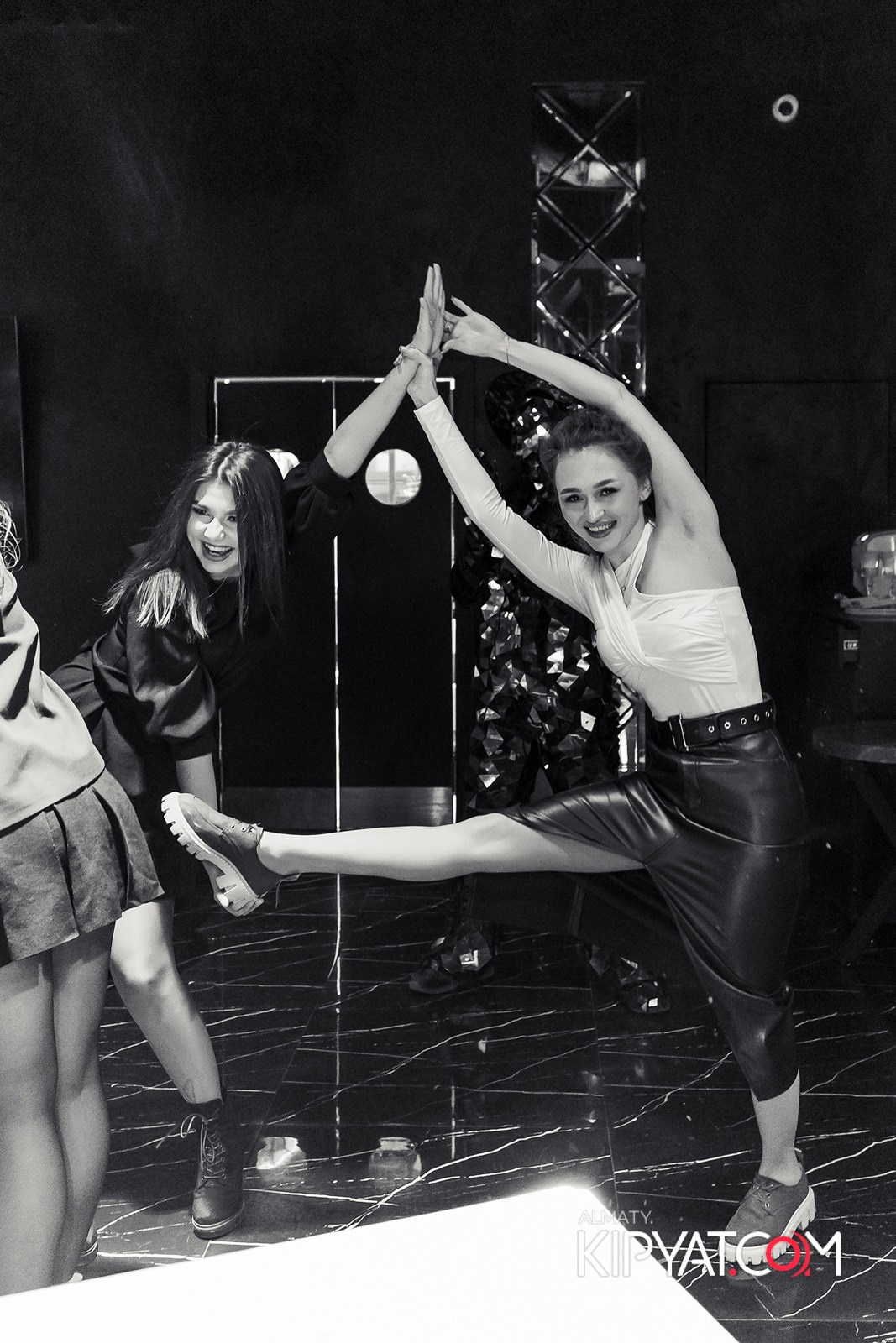 MOOD KARAOKE &TERRACE. КИПЯТКОМ АЛМАТЫ!