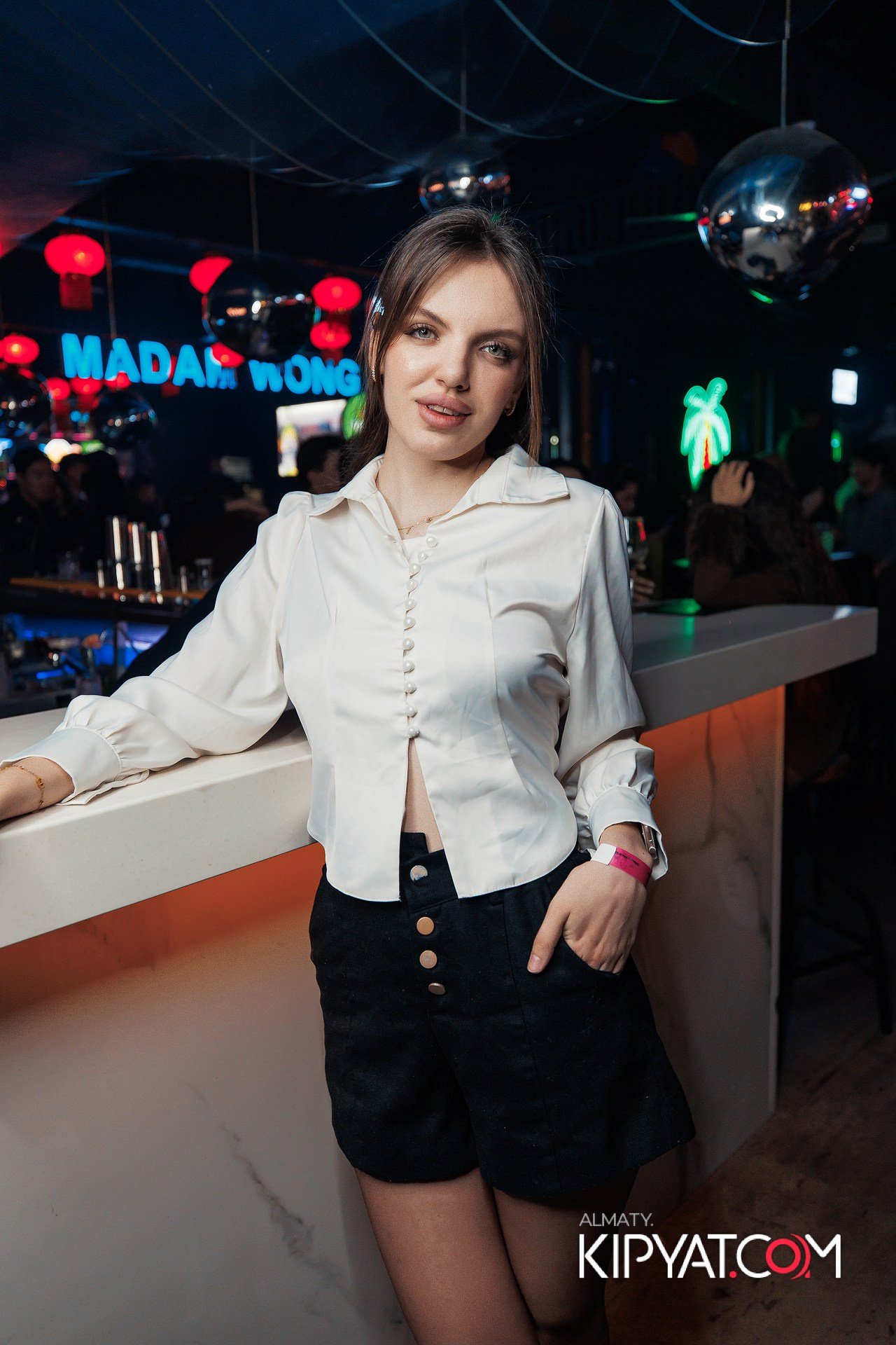 BANGLAROAD BAR SPECIAL GUEST: ASIK. КИПЯТКОМ АЛМАТЫ!