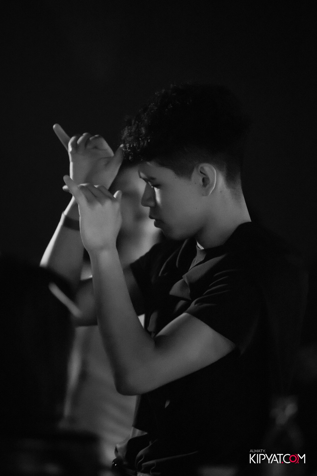 UYAT EMES BAR. КИПЯТКОМ АЛМАТЫ!