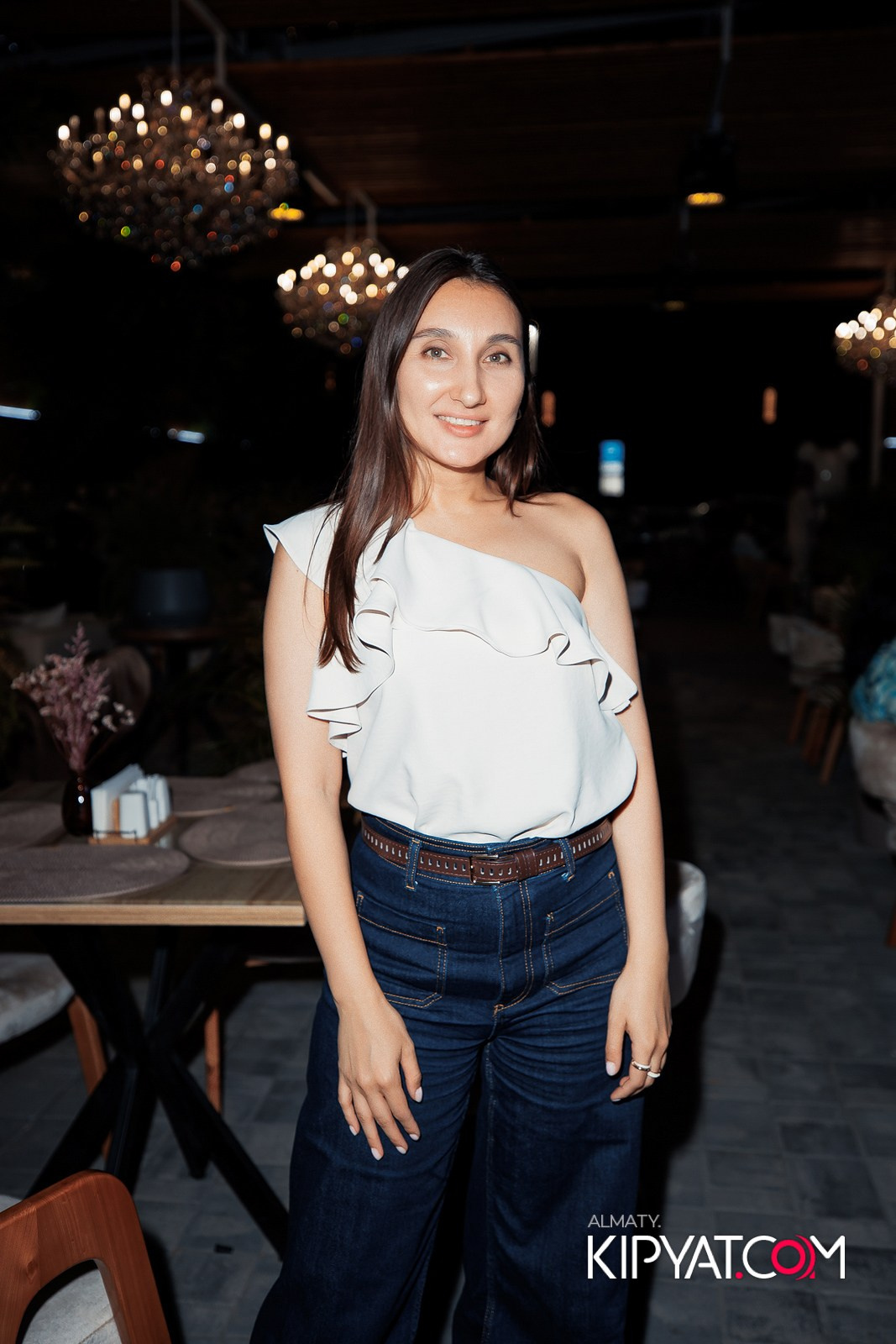 FRIENDS BAR & TERRACE. КИПЯТКОМ АЛМАТЫ!