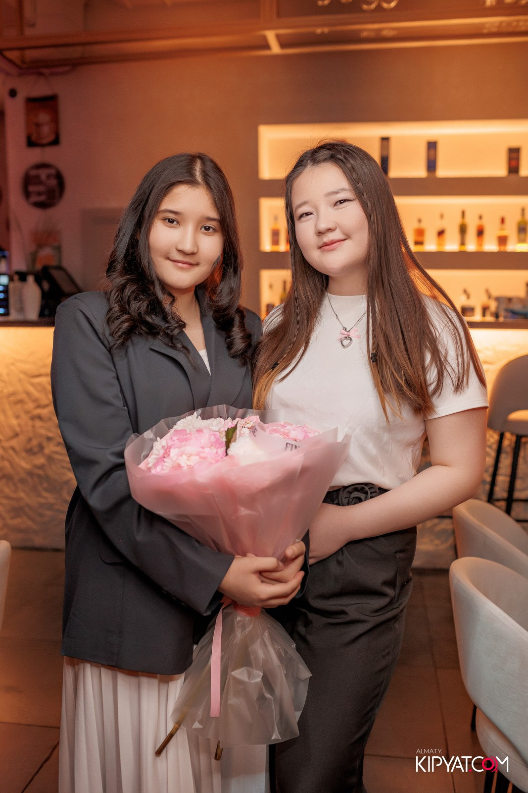 BAY RESTAURANT & BAR. КИПЯТКОМ АЛМАТЫ!