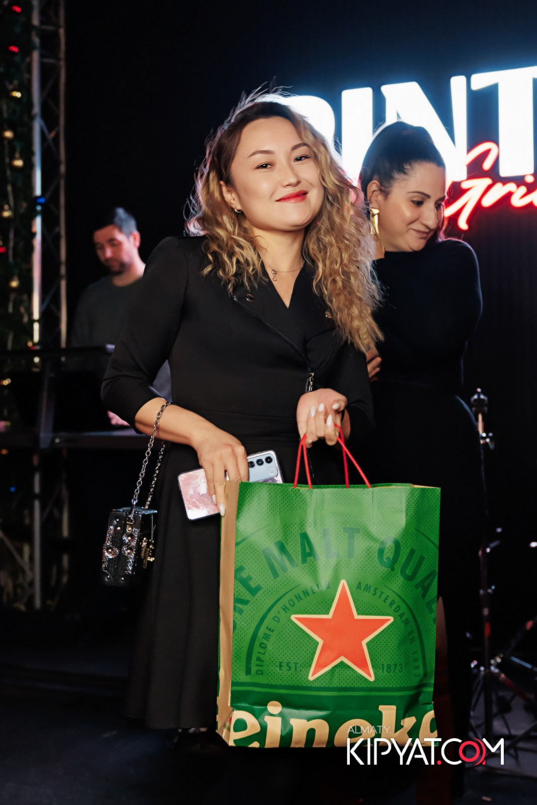 ПИНТА НА ДОСТЫК. КИПЯТКОМ АЛМАТЫ!