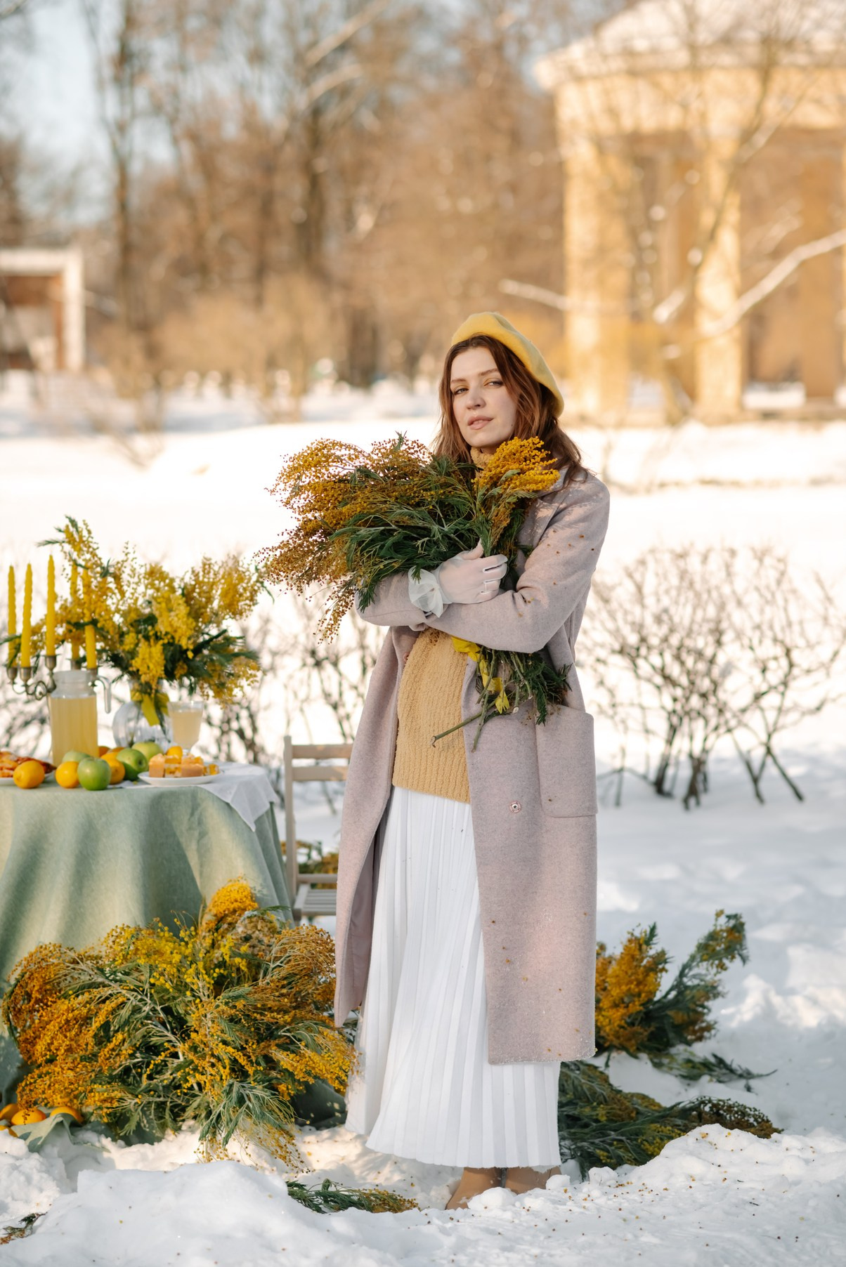 Анастасия с мимозой. Свадебный и сеейный фотограф в Санкт-Петербурге Елена Худякова
