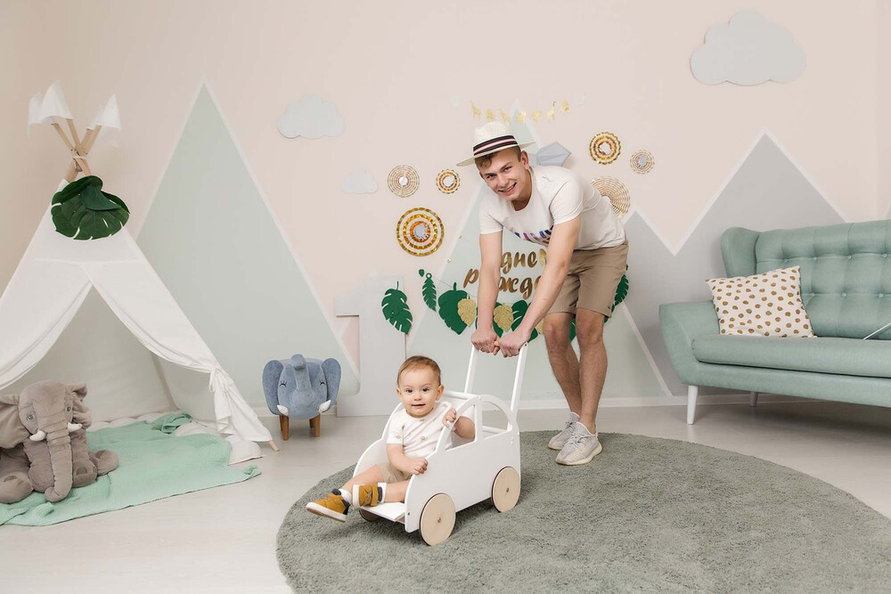 День рождения в студии. Репортажный фотограф Ольга Кочетова в Москве