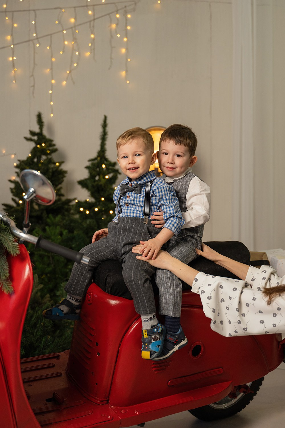 Юлия, Максим, Артём и Иван. Фотограф в Екатеринбурге | Портреты, семейные съемки, лайфстайл